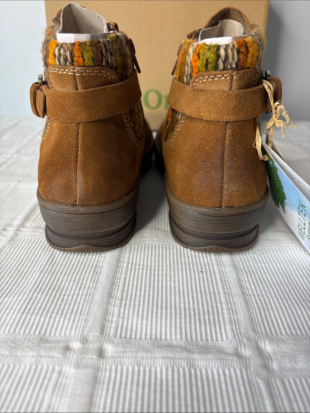 Earth Origins Brown Suede Ankle Boots with Multicolor Knit Cuff Side Zip 10W - Picture 6 of 9